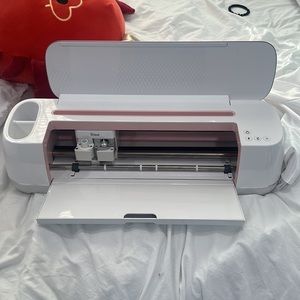 Cricut Maker